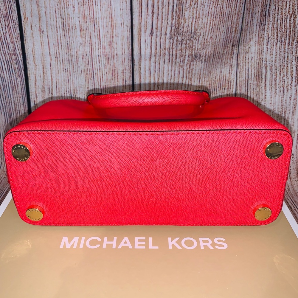 Michael Kors Satchel in Coral - Picture 5 of 5